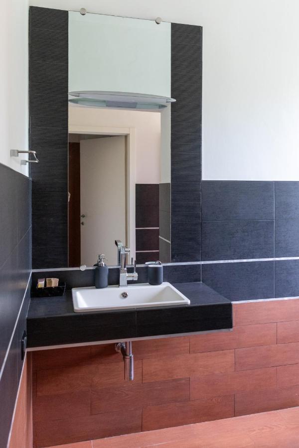 Maison Cecile Appartamento In Villa. Host Marianna Agliè Dış mekan fotoğraf